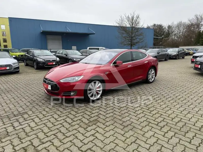 2015 Tesla Model S