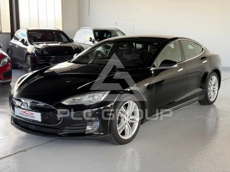 2015 Tesla Model S