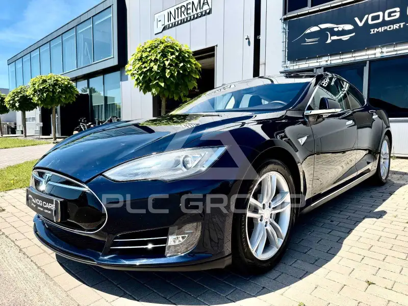 2015 Tesla Model S