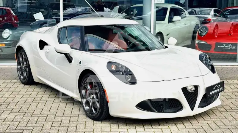 2015 Alfa Romeo 4C