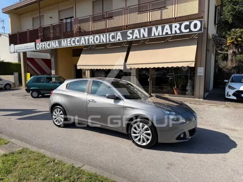 2015 Alfa Romeo Giulia