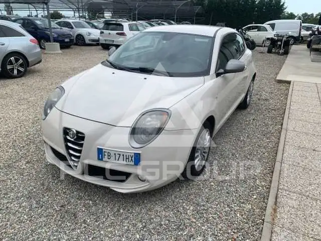 2015 Alfa Romeo Mito
