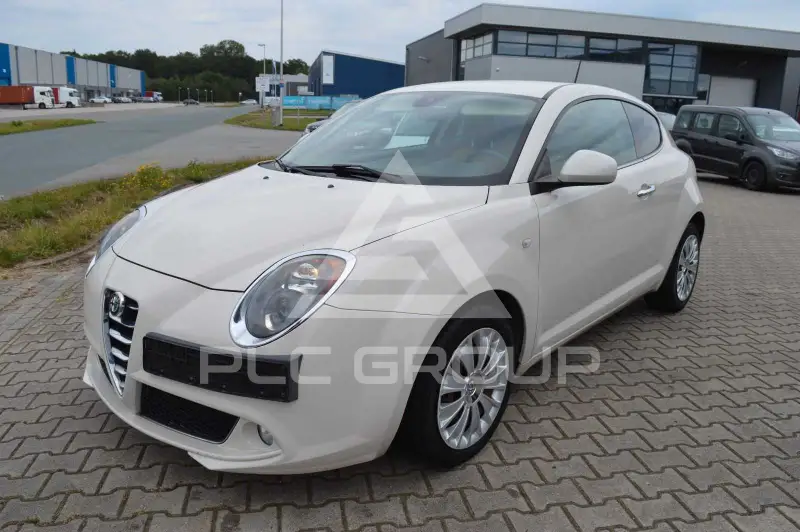 2015 Alfa Romeo Mito