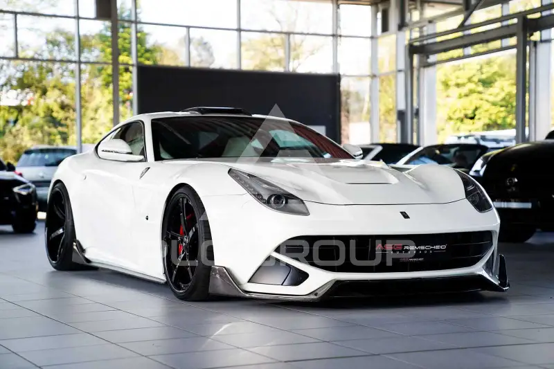 2015 Ferrari F12