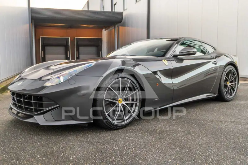 2015 Ferrari F12