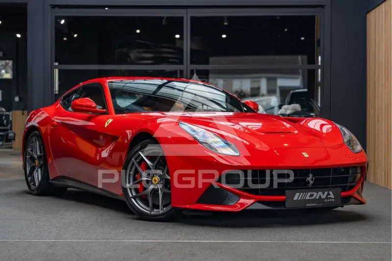 2015 Ferrari F12