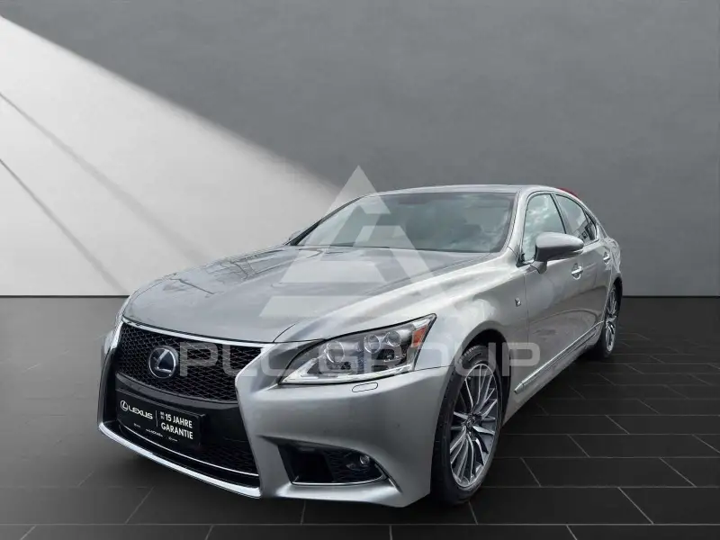 2015 Lexus LS600