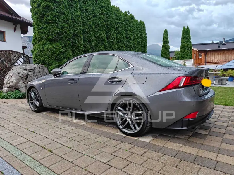 2015 Lexus IS300