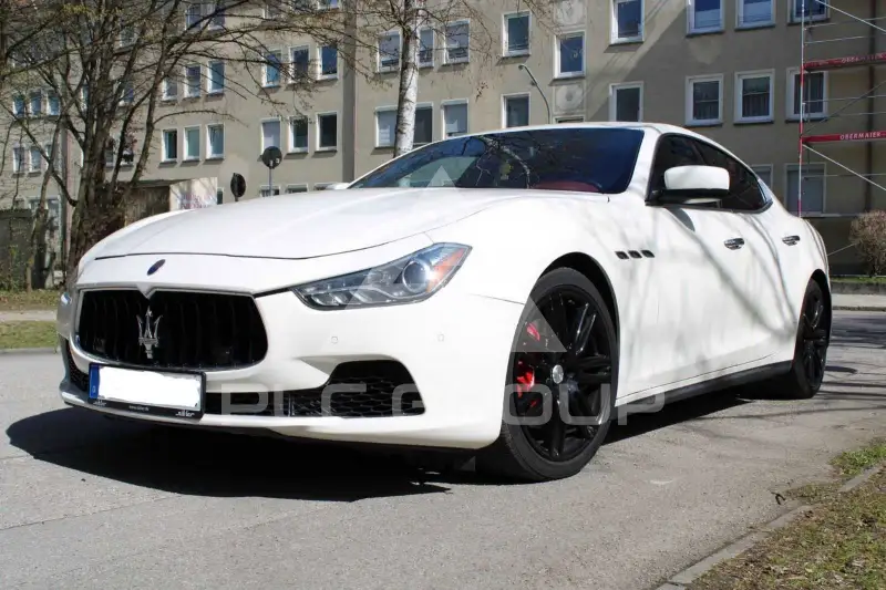 2015 Maserati GHIBLI