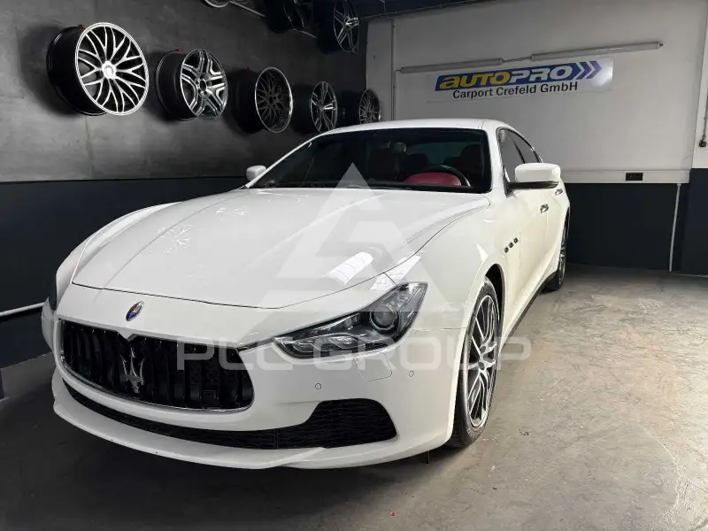 2015 Maserati GHIBLI