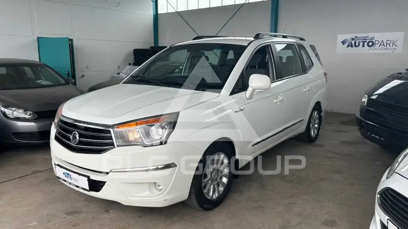 2015 Ssangyong Rodius