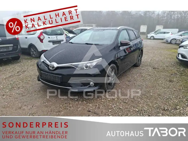 2015 Toyota AURIS
