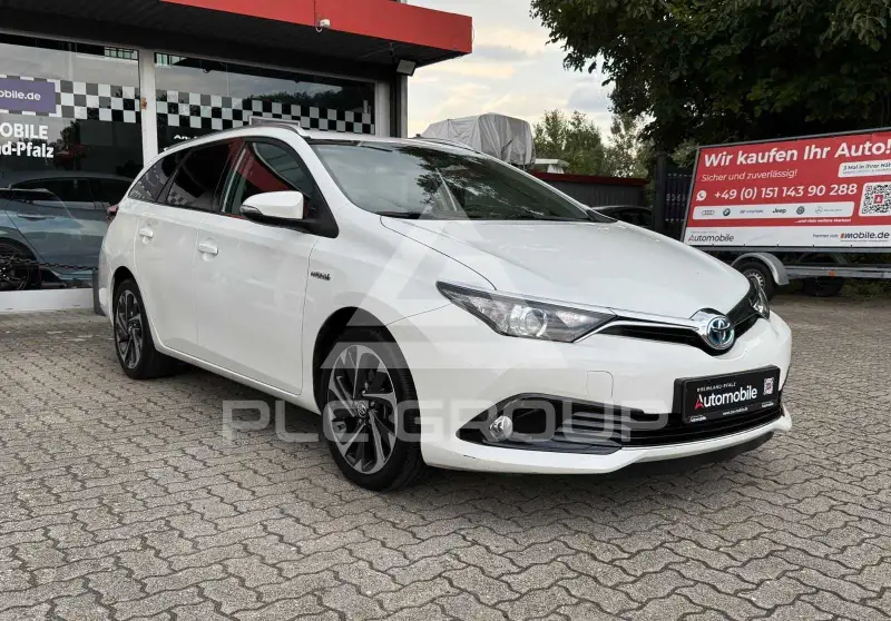 2015 Toyota AURIS