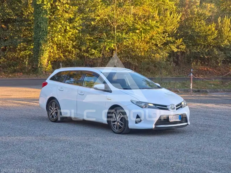2015 Toyota AURIS