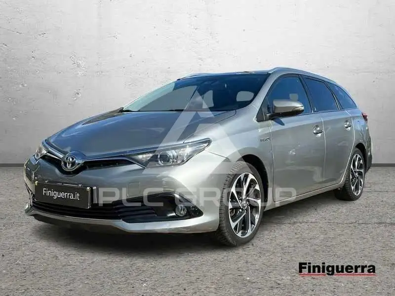 2015 Toyota AURIS