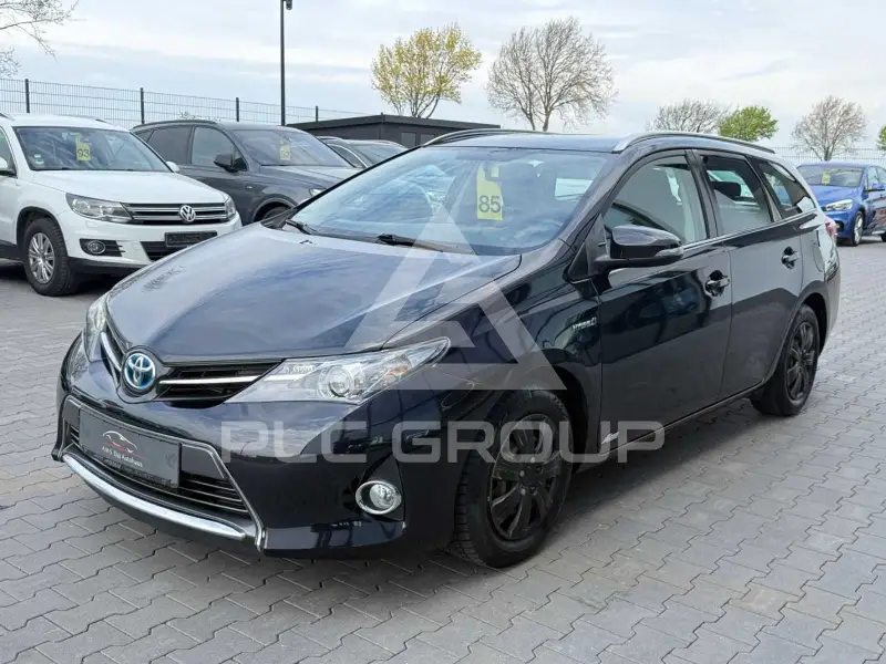 2015 Toyota AURIS
