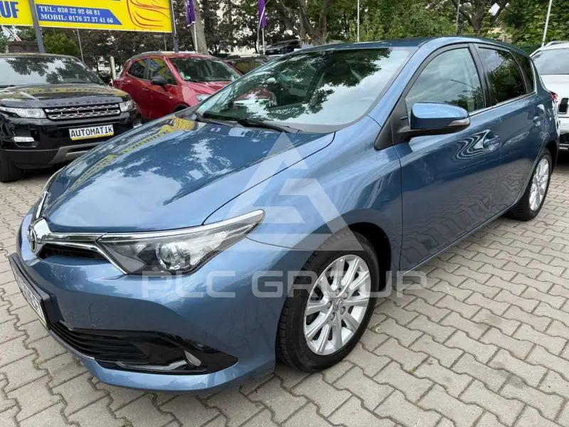 2015 Toyota AURIS