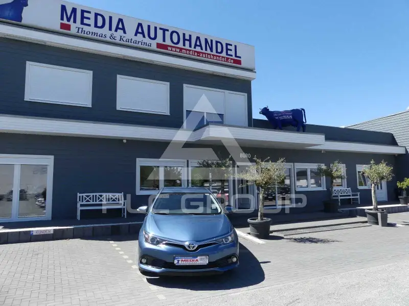 2015 Toyota AURIS
