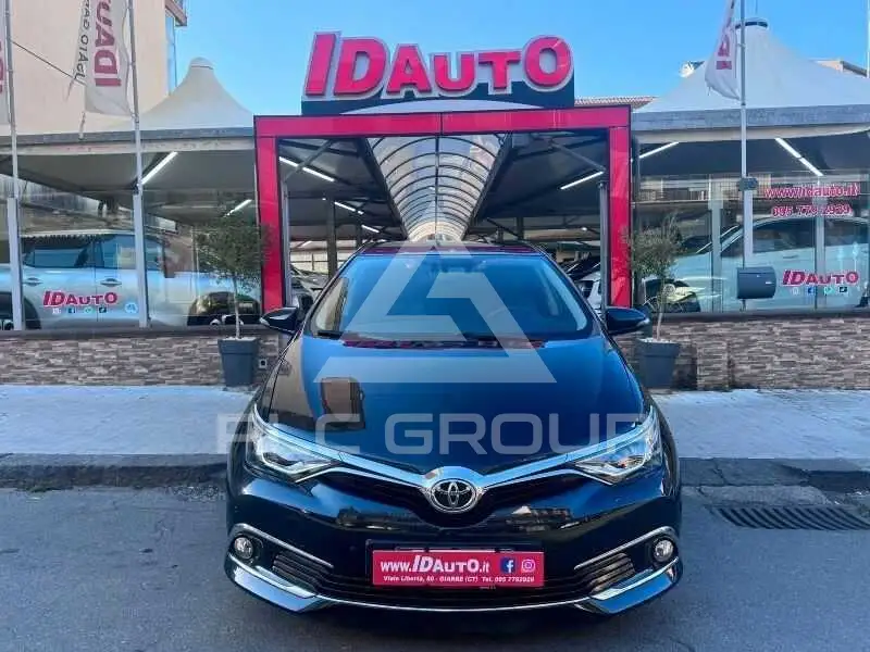 2015 Toyota AURIS