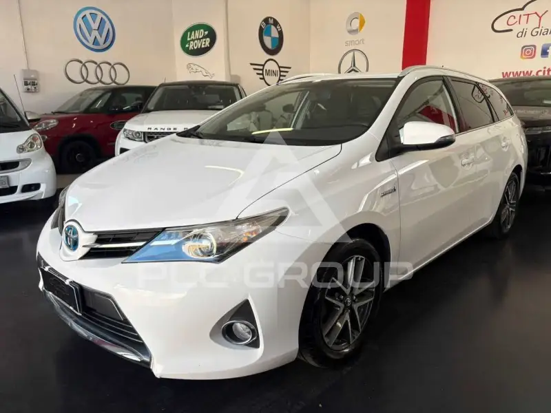 2015 Toyota AURIS