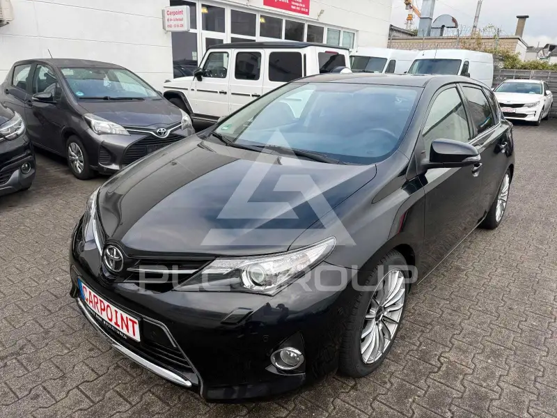 2015 Toyota AURIS