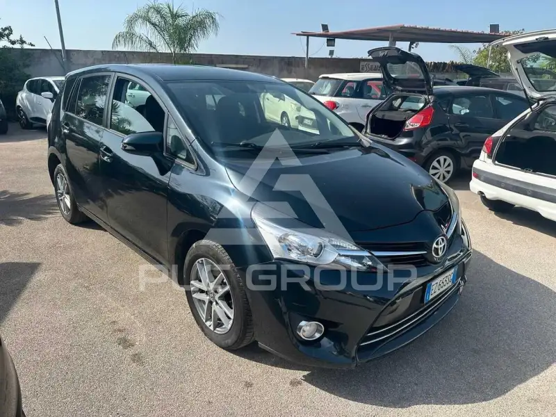 2015 Toyota VERSO