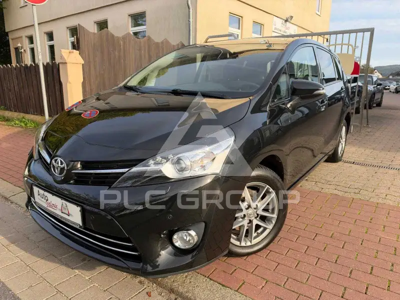 2015 Toyota VERSO