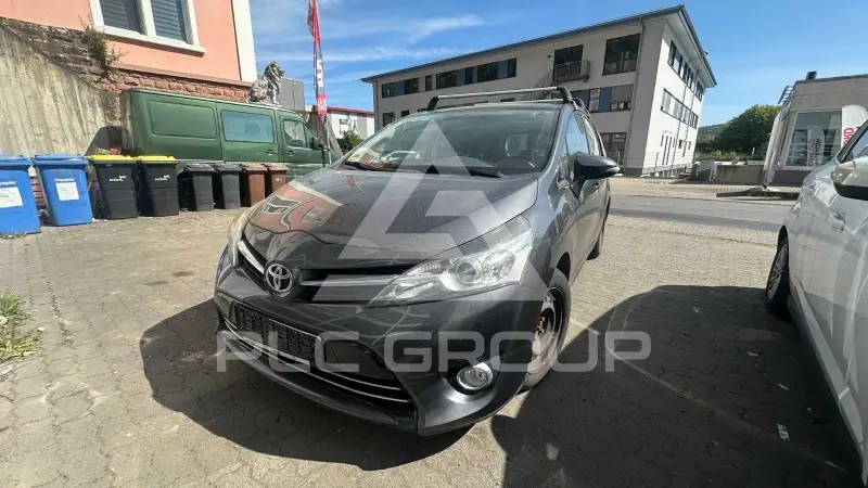 2015 Toyota VERSO