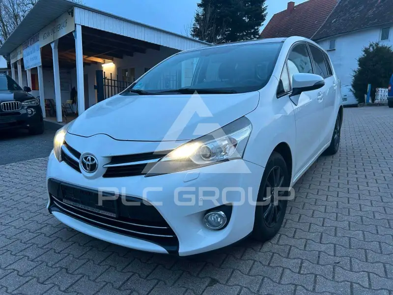 2015 Toyota VERSO