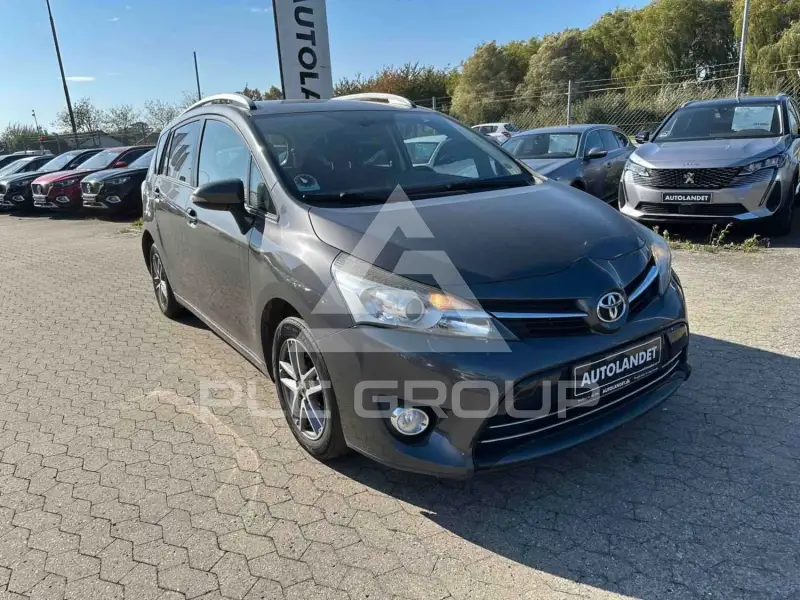 2015 Toyota VERSO