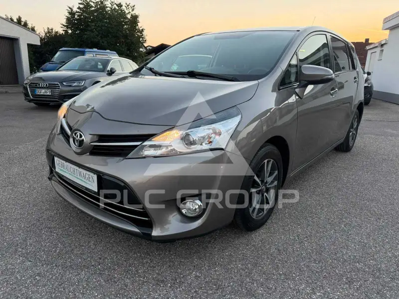 2015 Toyota VERSO