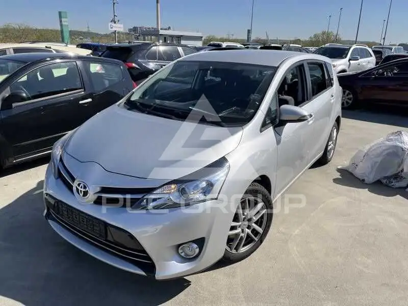 2015 Toyota VERSO