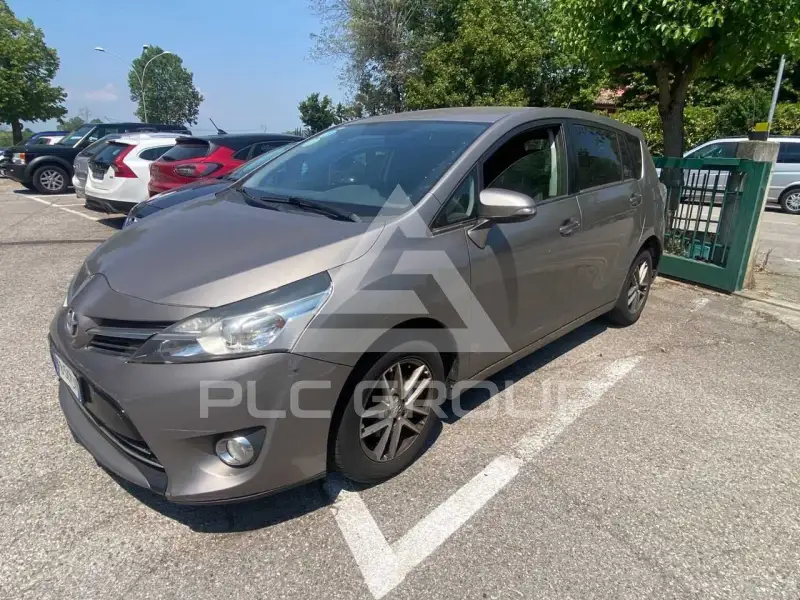 2015 Toyota VERSO