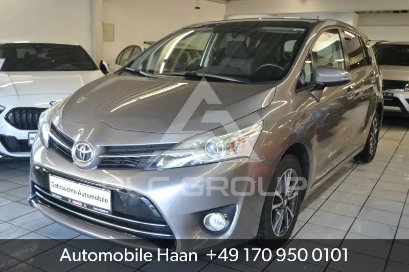 2015 Toyota VERSO