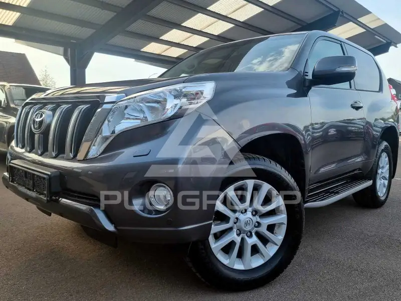 2015 Toyota LAND CRUISER
