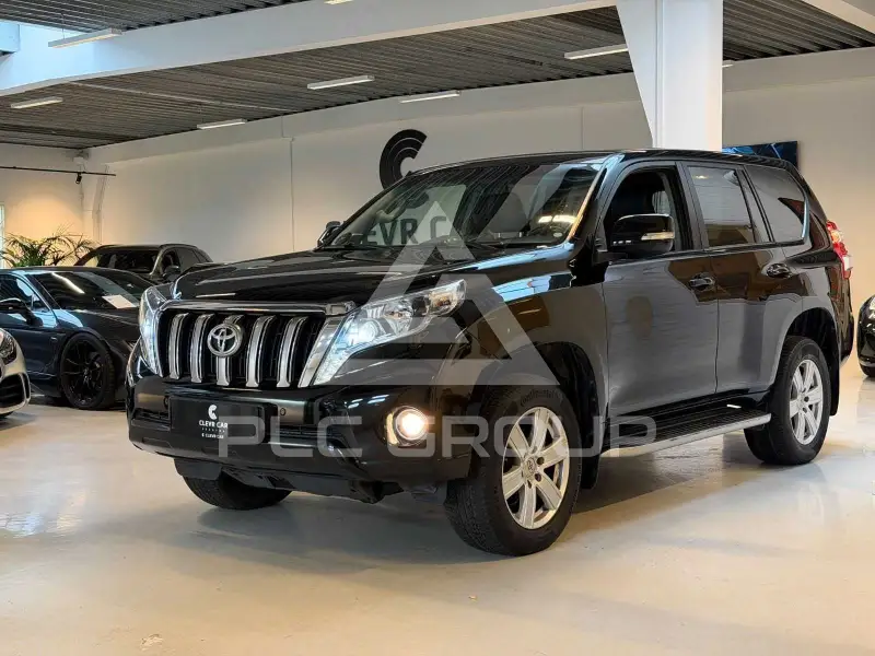2015 Toyota LAND CRUISER
