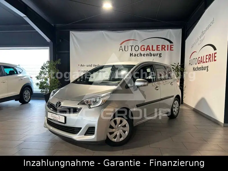 2015 Toyota VERSO