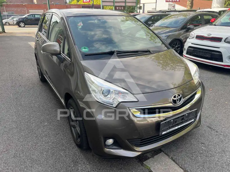 2015 Toyota VERSO