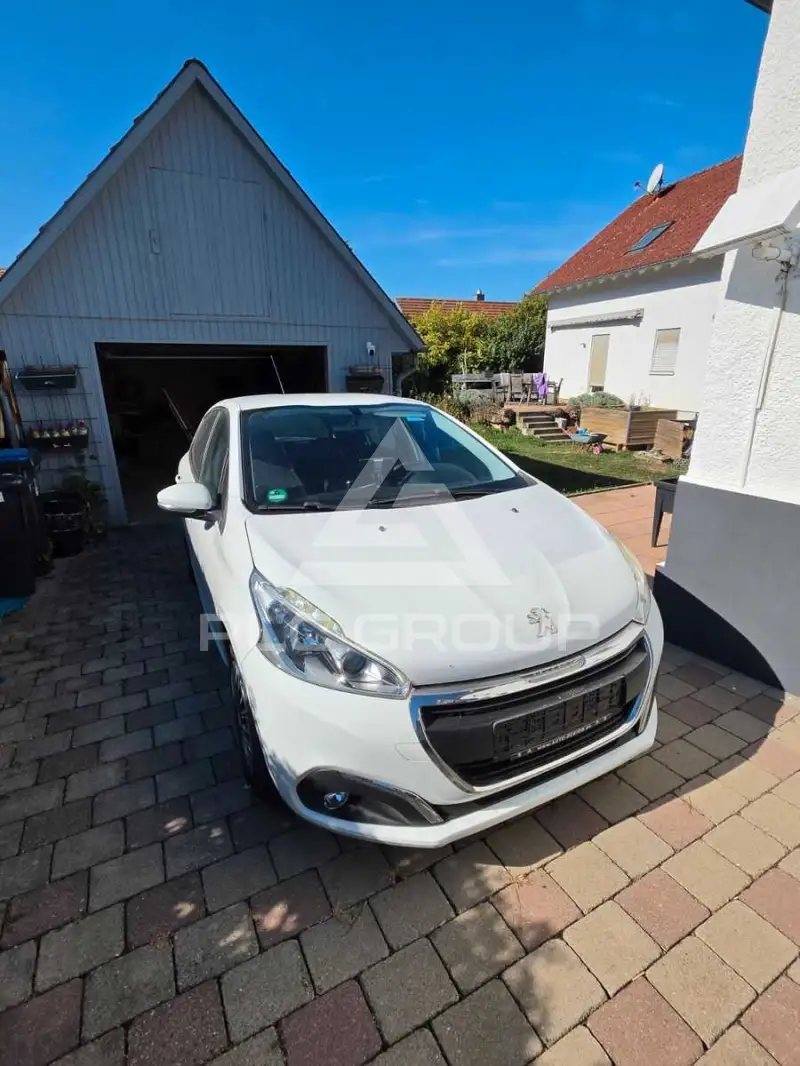 2015 Peugeot 208