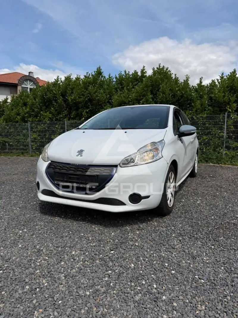 2015 Peugeot 208