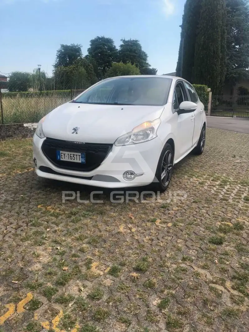 2015 Peugeot 208