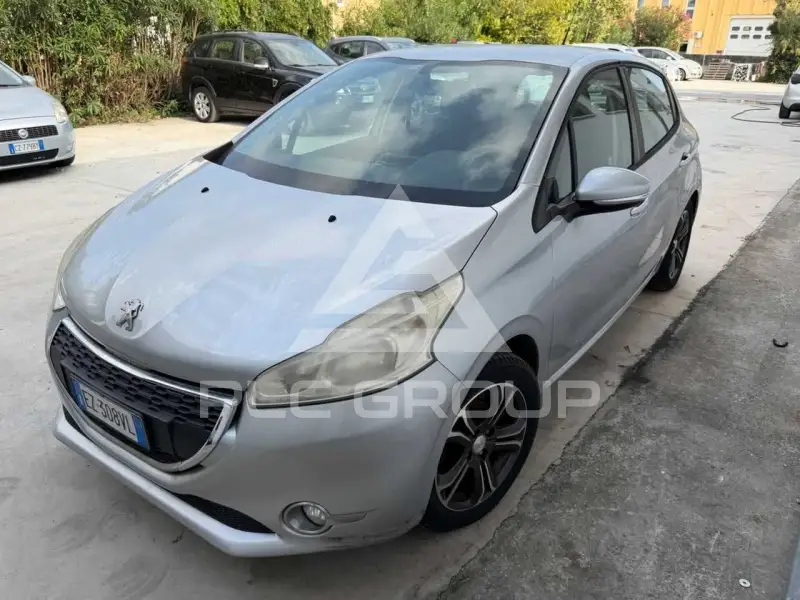 2015 Peugeot 208