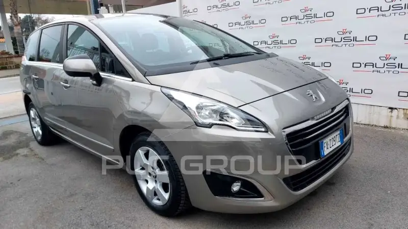 2015 Peugeot 5008
