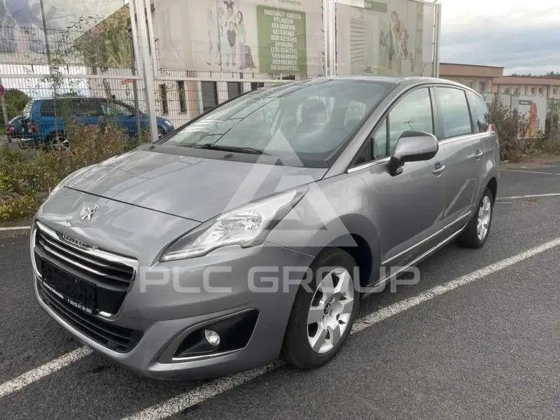 2015 Peugeot 5008