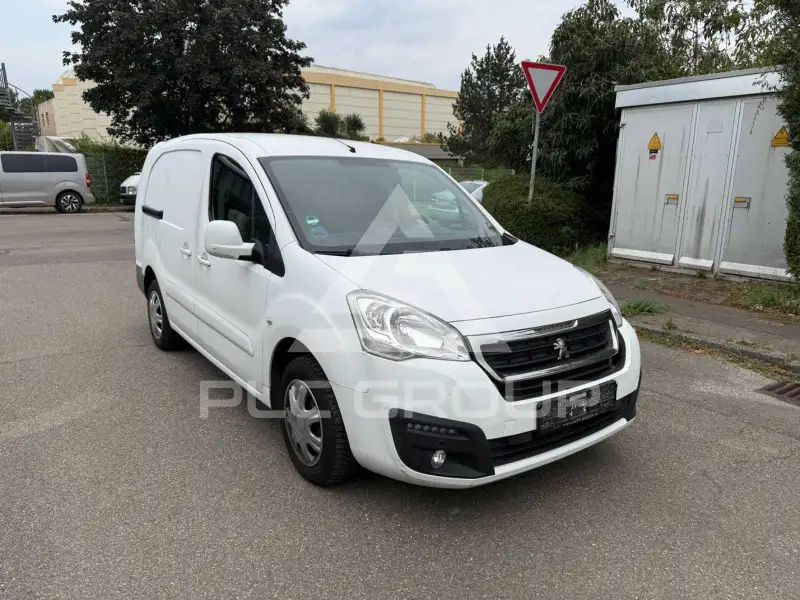 2015 Peugeot Partner