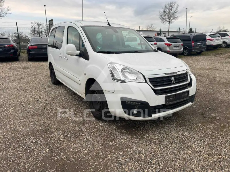 2015 Peugeot Partner
