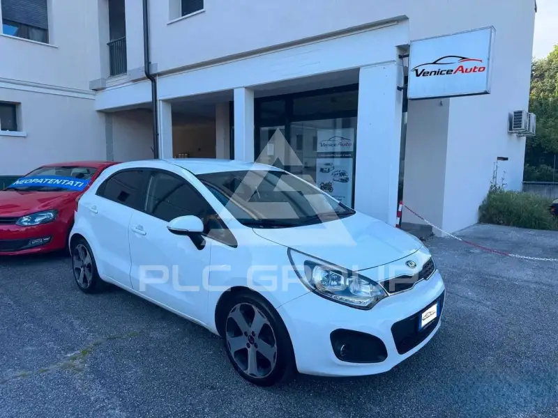 2015 KIA Rio