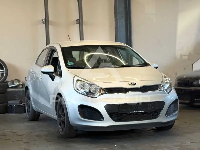 2015 KIA Rio