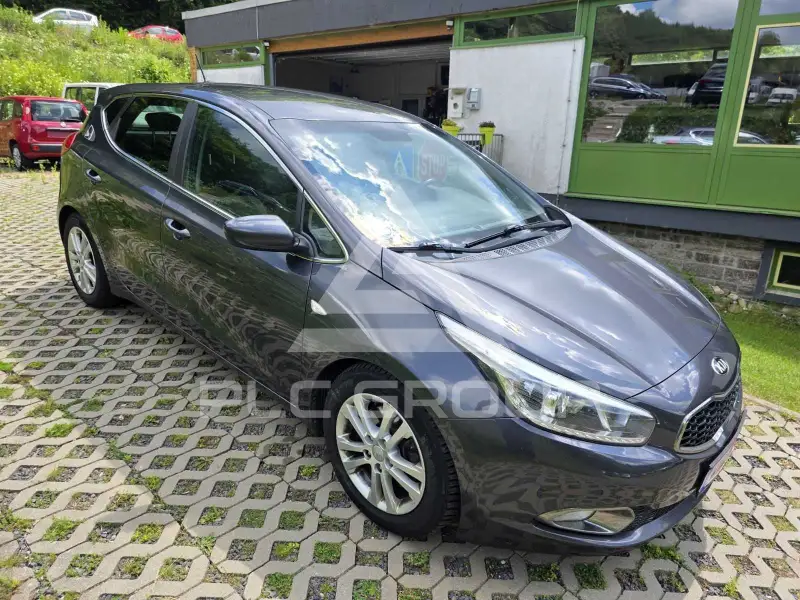2015 KIA Unknown