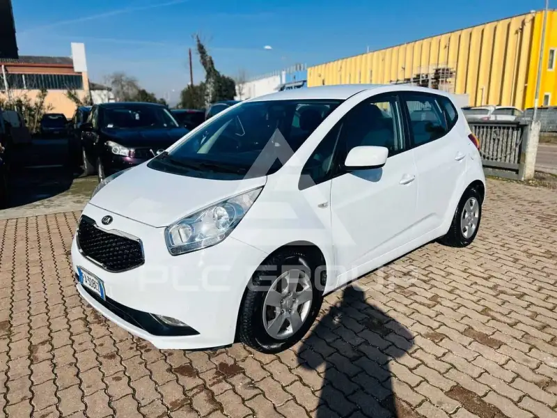 2015 KIA Venga
